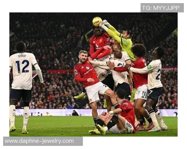 国王杯精彩对决AC米兰以3-0战胜曼联全场数据解析引发热议