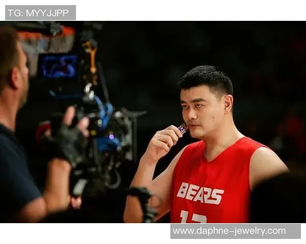 姚明携手士力架品牌打造运动与健康新标杆引领年轻消费潮流