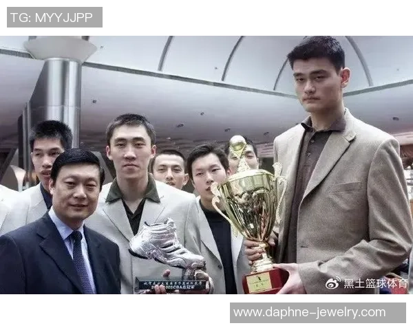 姚明采访事件引发热议体育明星如何面对媒体挑战与公众期待