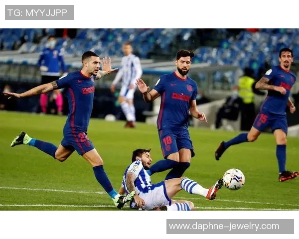 中超精彩对决里昂大胜尤文图斯战术分析引发全场热议 中超精彩对决里昂大胜尤文图斯战术分析引发全场热议