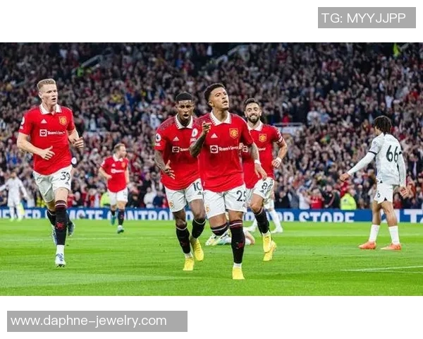 国王杯惊现平局曼联与那不勒斯激战引发全场热议与反思