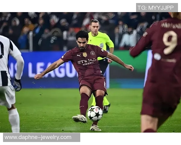 意甲激战利物浦与尤文图斯战平补时争议进球引发全场沸腾