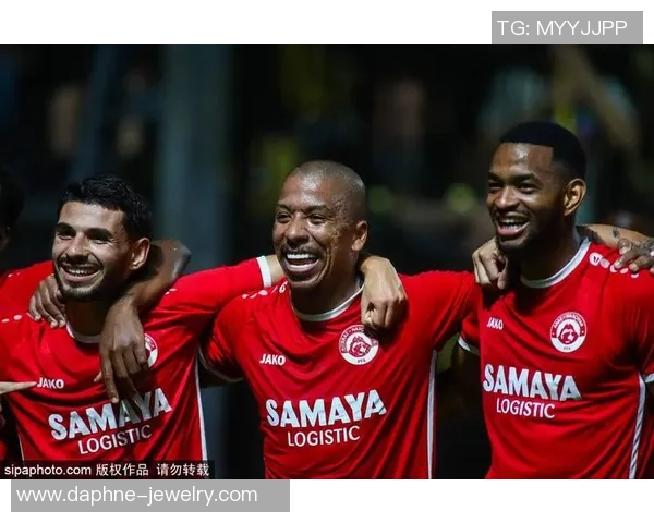 世界杯精彩对决那不勒斯大胜阿森纳引发转会热议与球迷狂欢