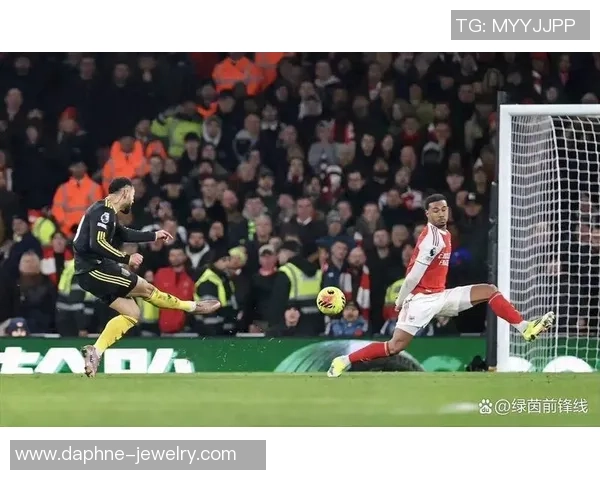 中超精彩对决阿森纳大胜利物浦红牌事件引发全场热议