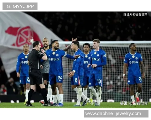 世界杯精彩对决那不勒斯大胜阿森纳引发转会热议与球迷狂欢