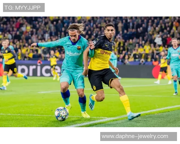 欧冠精彩对决多特蒙德大胜巴萨神扑瞬间引发全场狂欢集锦回顾