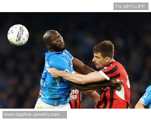 西甲精彩对决AC米兰大胜那不勒斯球员帽子戏法点燃全场激情 西甲精彩对决AC米兰大胜那不勒斯球员帽子戏法点燃全场激情